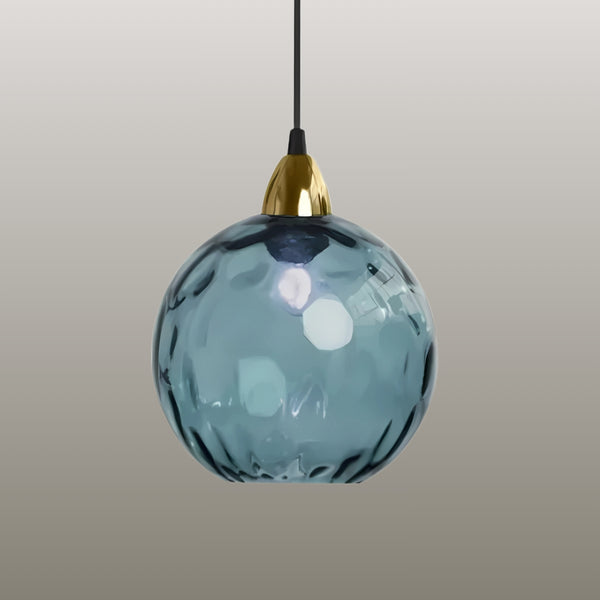 Lormia | Suspension