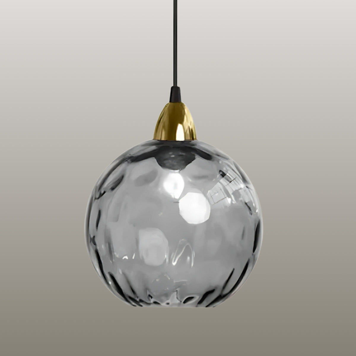 Lormia | Suspension