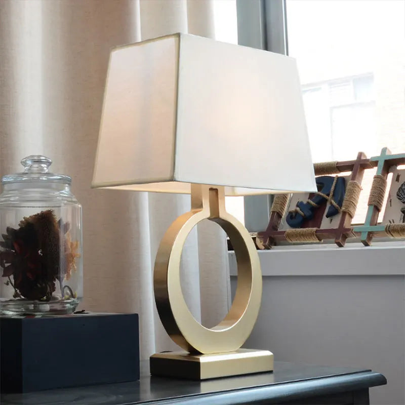 Omega | Lampe à poser