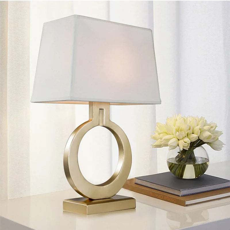 Omega | Lampe à poser