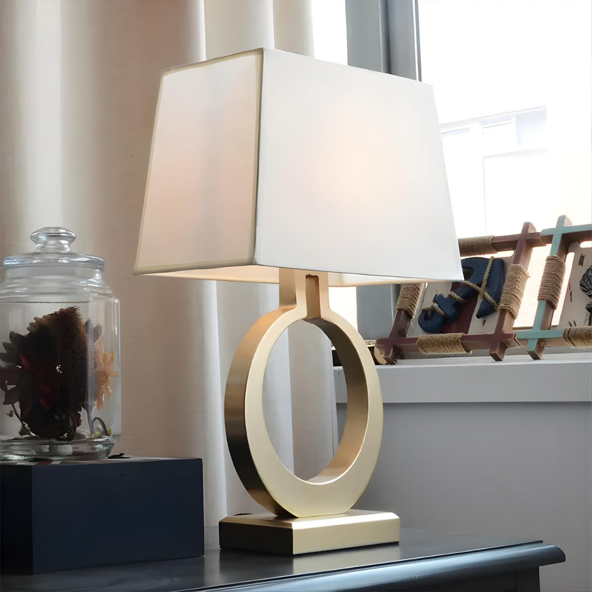 Omega | Lampe à poser